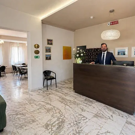 Hotel Trieste-2